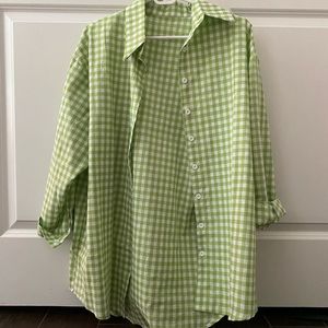 Long sleeve green flannel